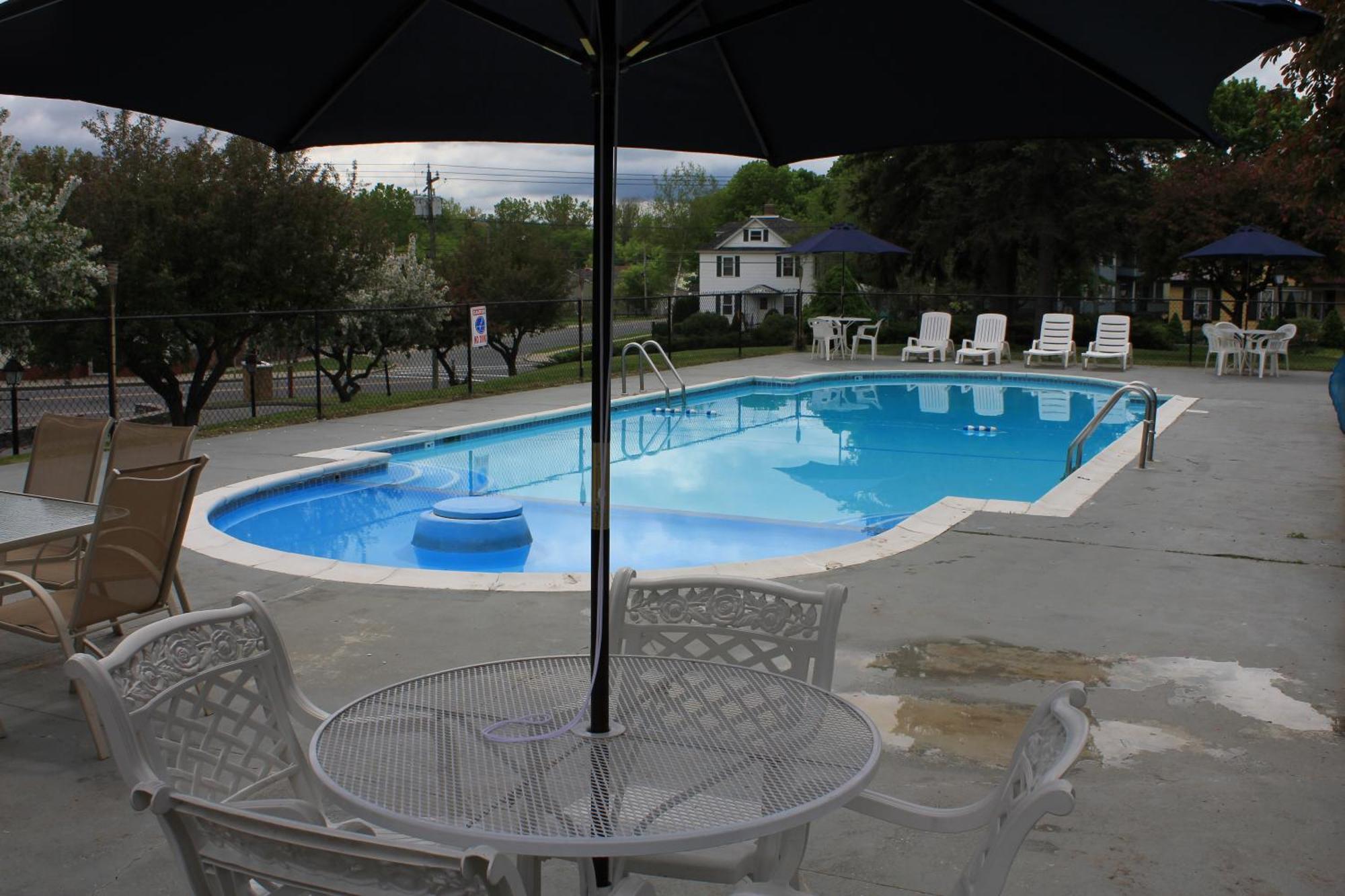 Berkshire Inn Pittsfield Kültér fotó